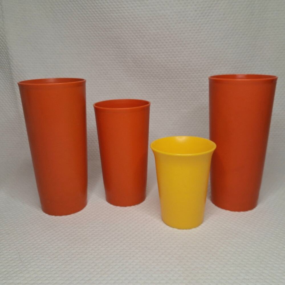 Vintage Tupperware Tumblers Cups Lot Of 4 Mixed Colors and Sizes